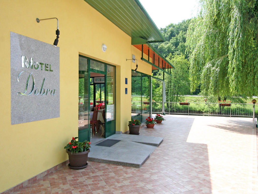 Motel Dobra Duga Resa Buitenkant foto