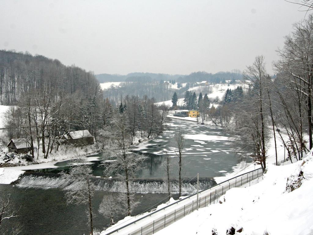 Motel Dobra Duga Resa Buitenkant foto