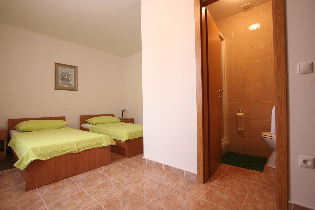 Motel Dobra Duga Resa Buitenkant foto