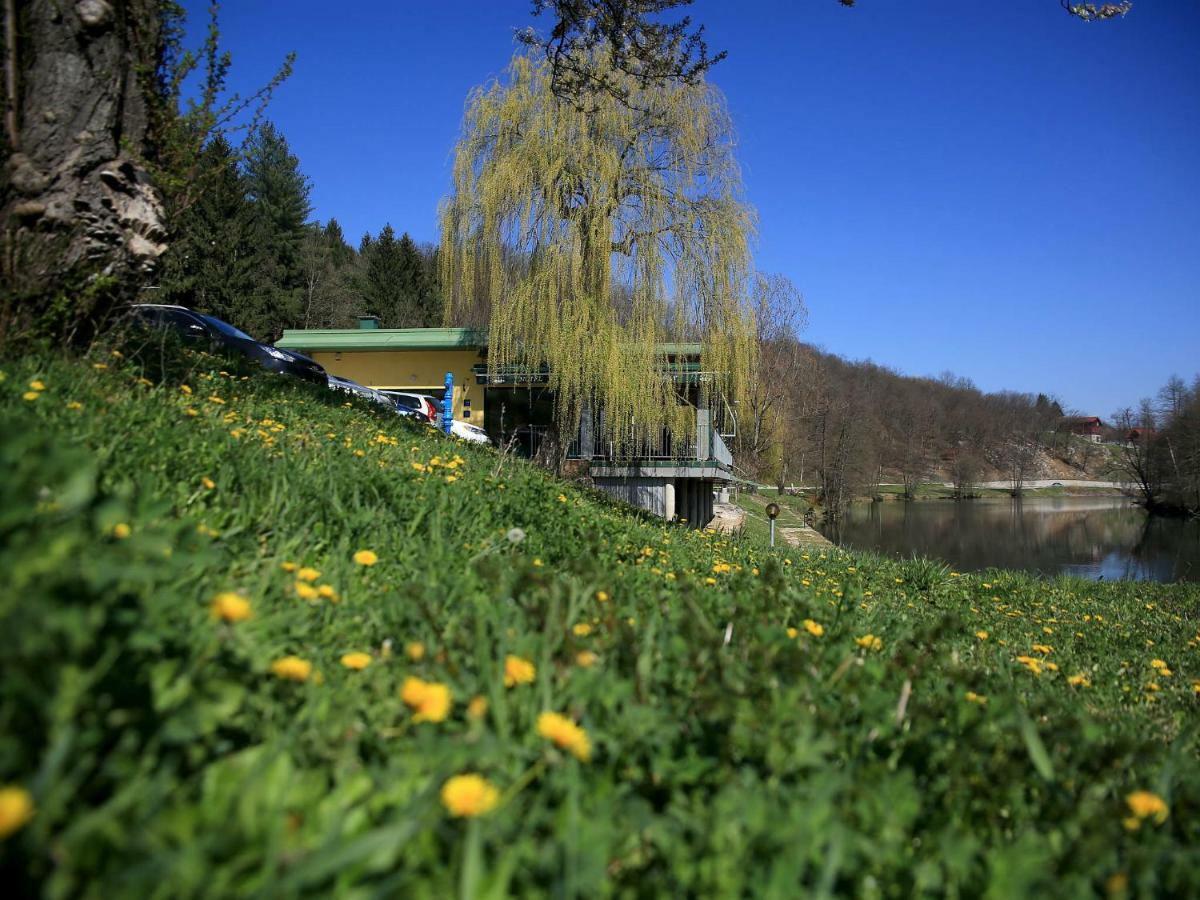 Motel Dobra Duga Resa Buitenkant foto