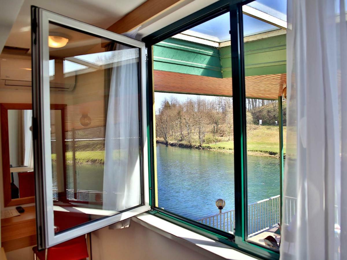Motel Dobra Duga Resa Buitenkant foto